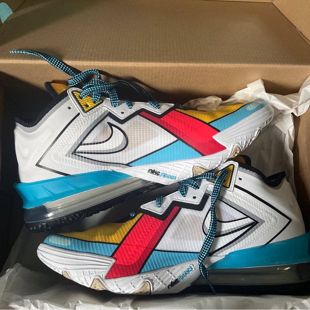 Nike Lebron 18 Low Stewie Griffin, brand new never worn, with box.